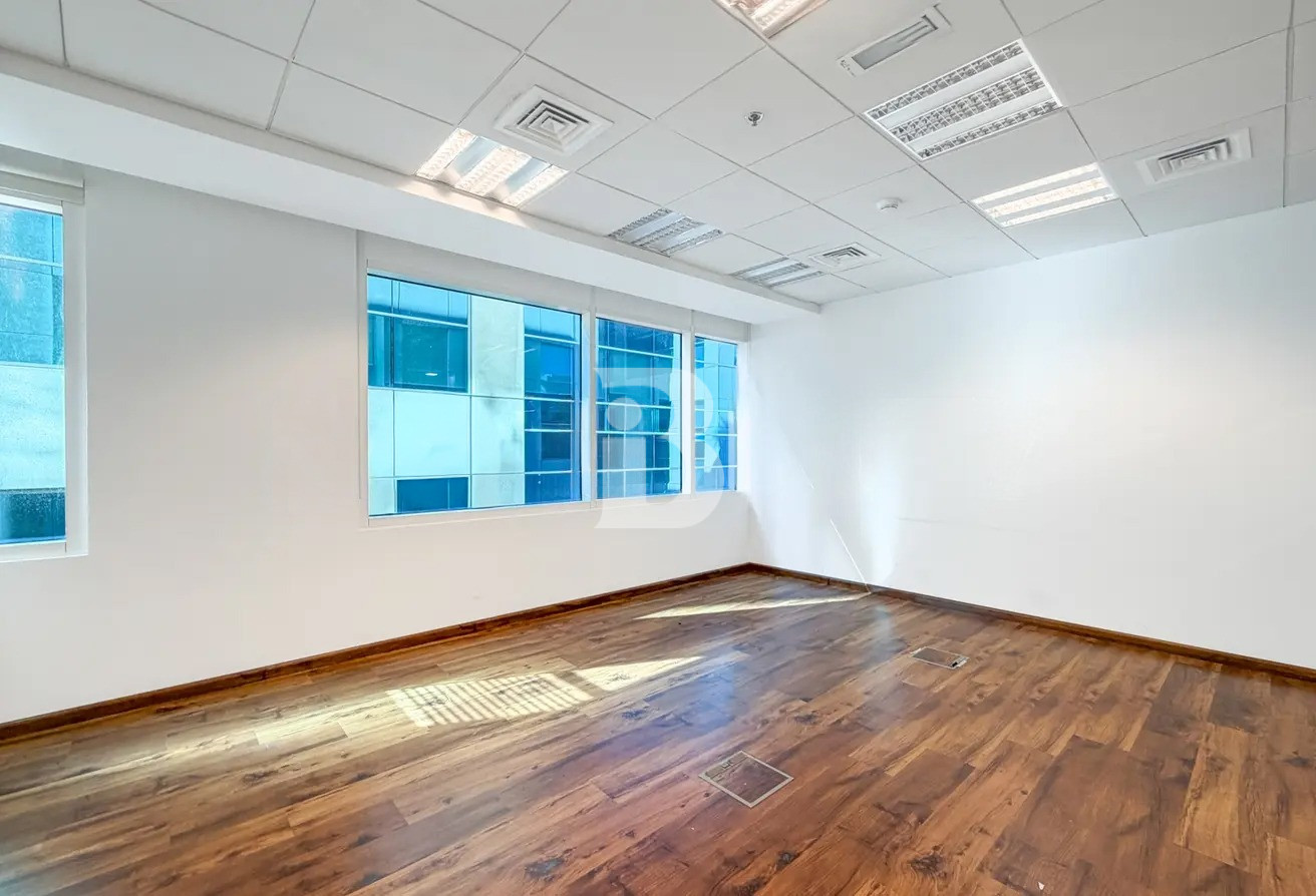 Ready To Move  | 6 Parking | Corner Office