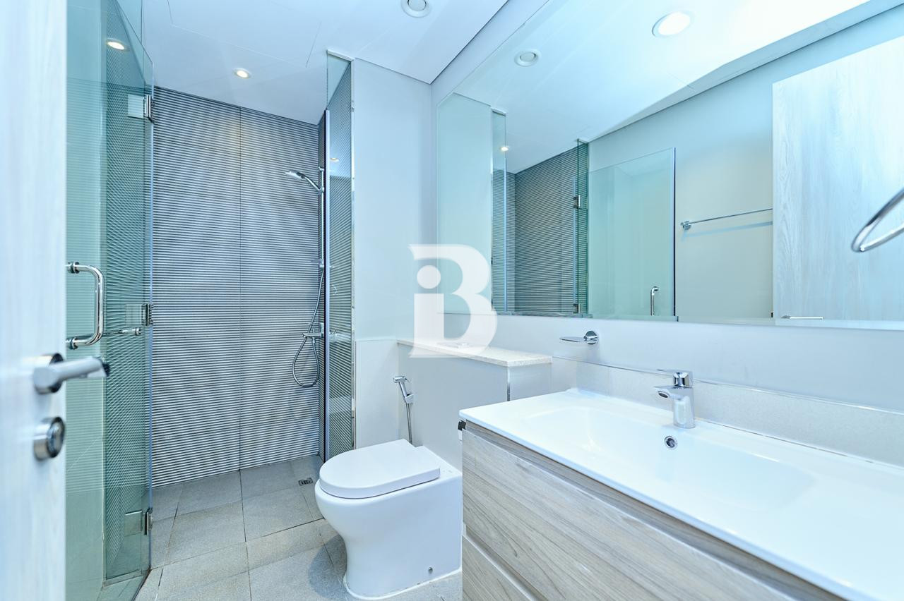 Canal View | High Floor | Ready to Move