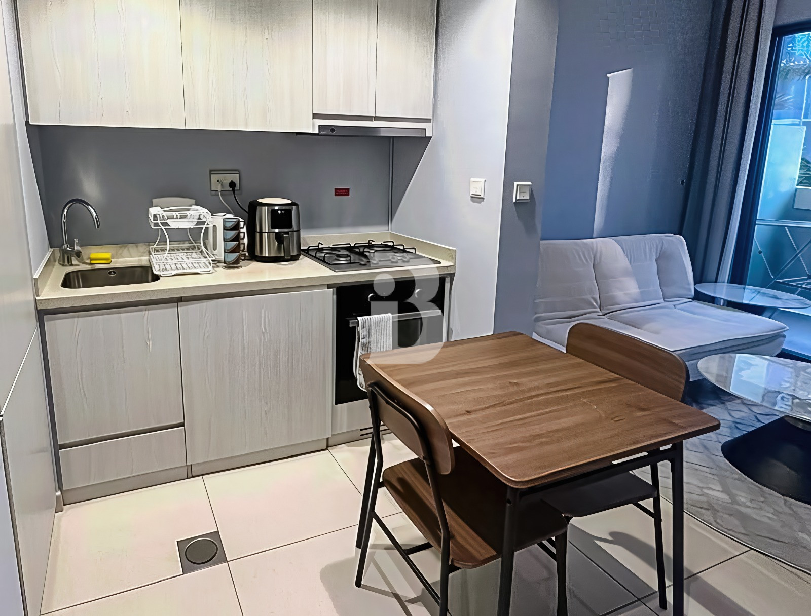 Luxurious | Furnished | Near to Metro Station