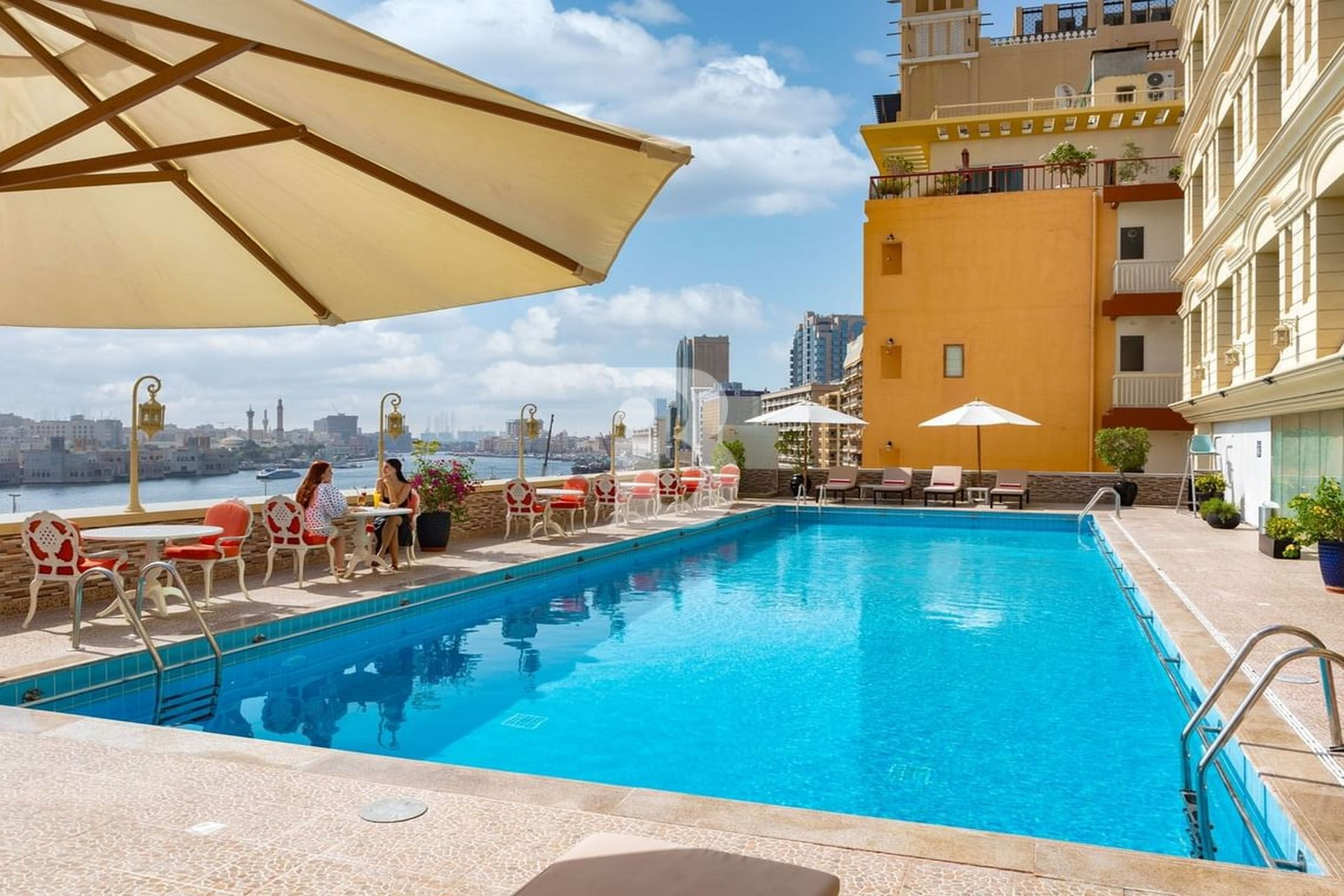 TERRACE POOL LOUNGE | CREEK VIEWS | SHISHA READY