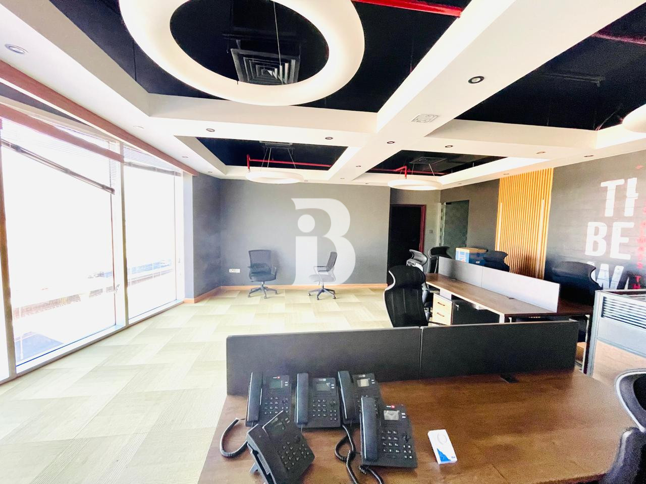 Luxury NewlyIFitted Prime LocationIDowntown view