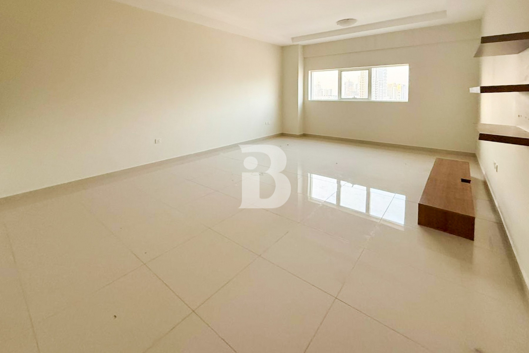 Huge Apartment | High Floor | Ready to move