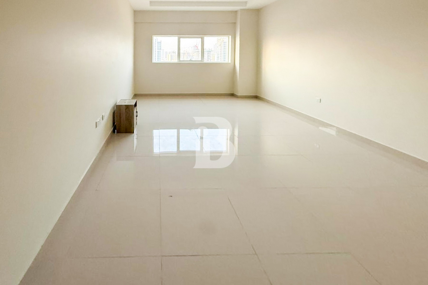 Huge Apartment | High Floor | Ready to move