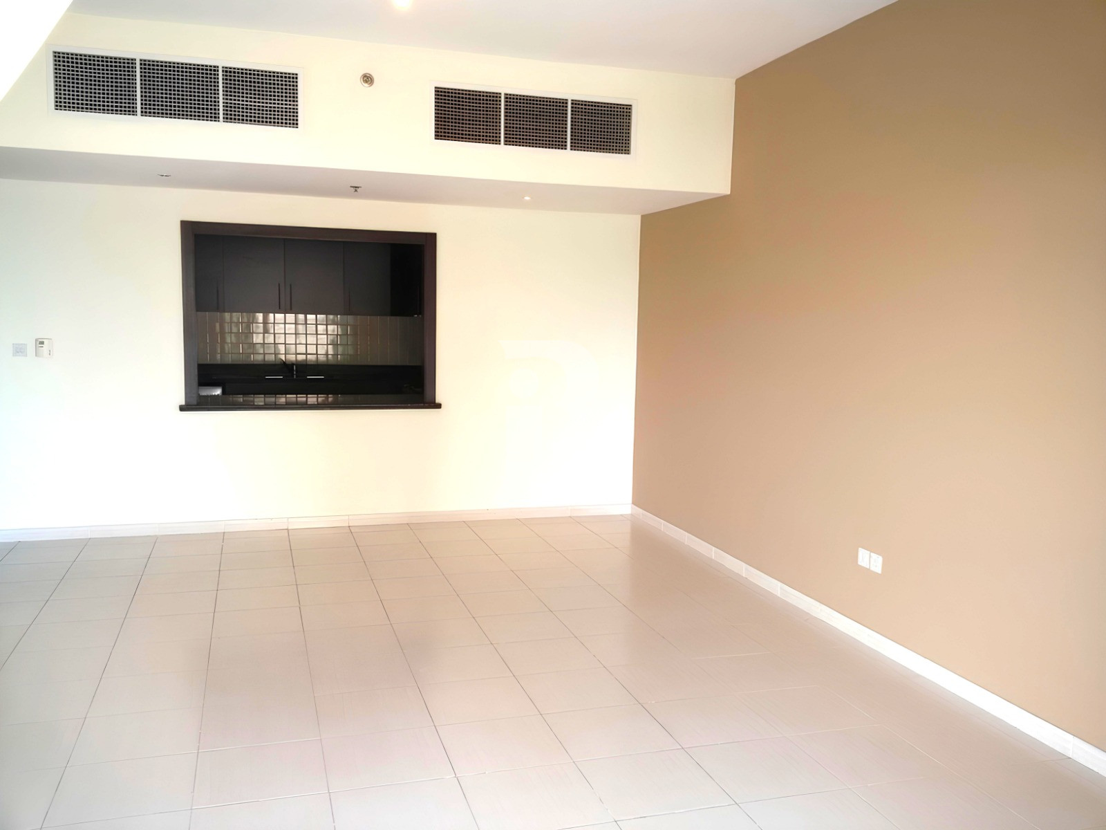 Unfurnished|Spacious|Burj Khalifa and Canal view