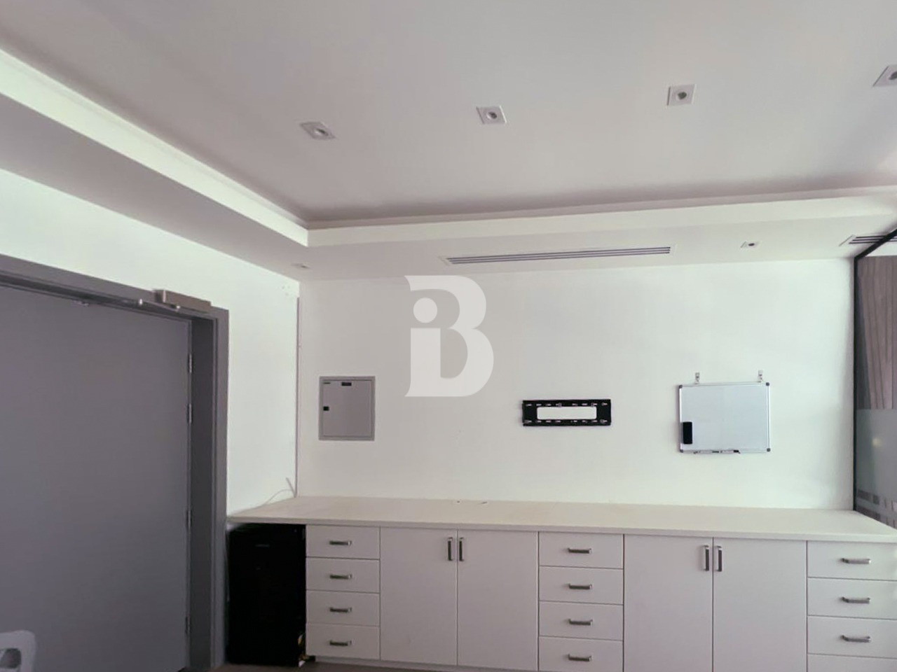 Fully Fitted | Vacant | Ready to move