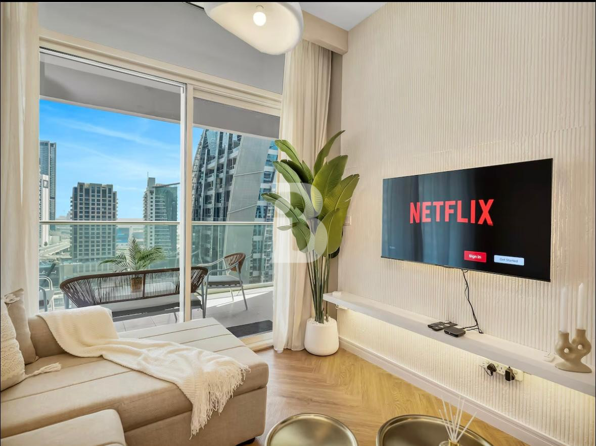 Canal view I Furnished I  Vacant soon