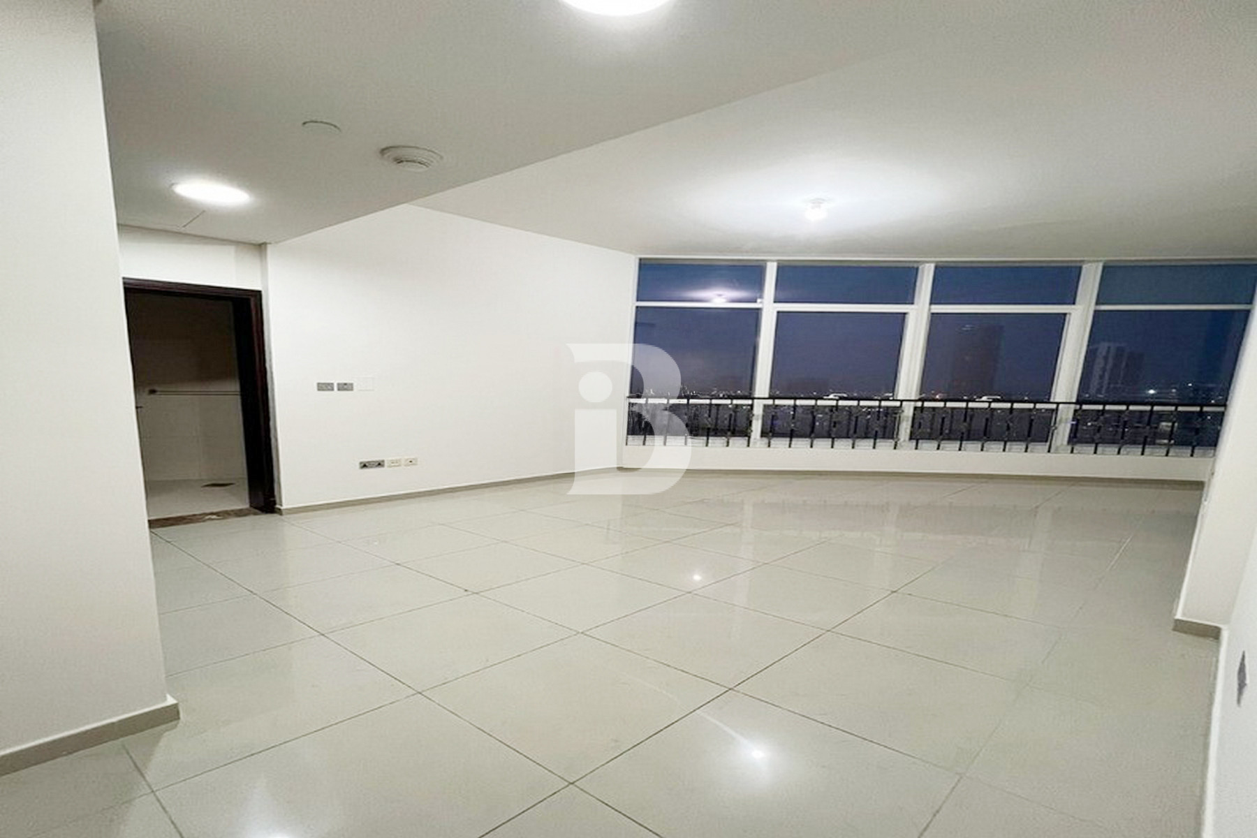 Vacant | Mangrove View|Closed Kitchen|Stunning 1BR