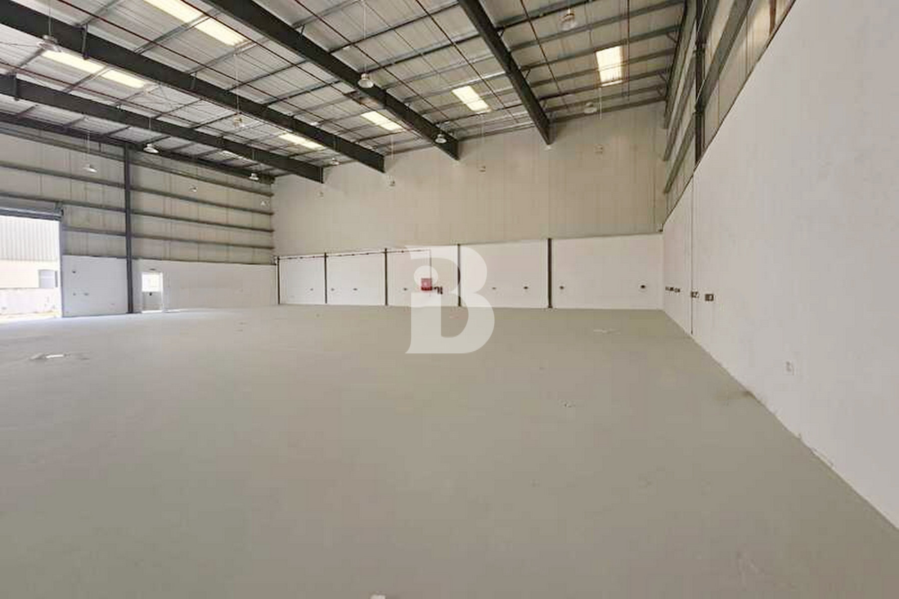 Strategic  Location | High-Potential Warehouse