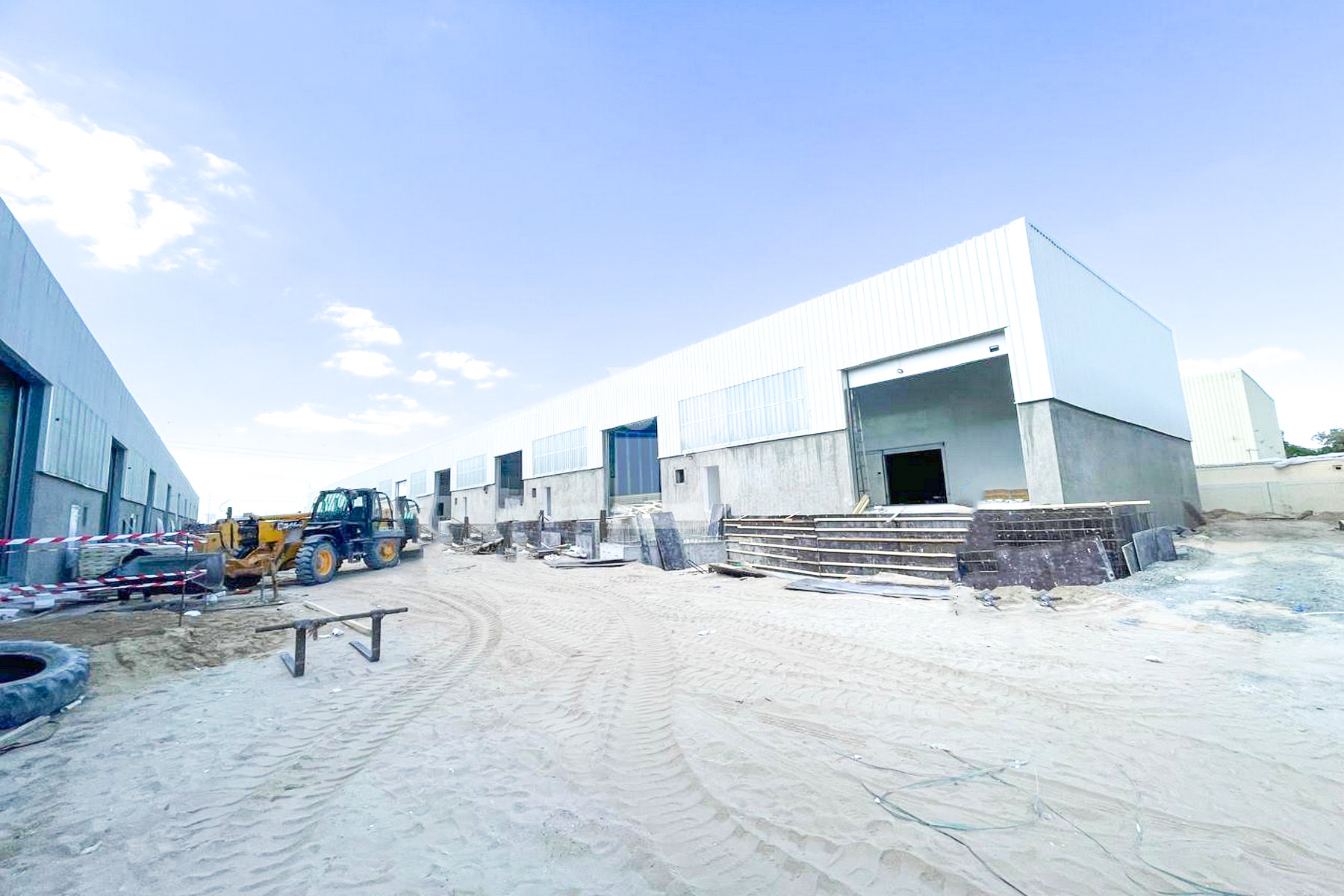 Brand New l Cold Storage and Offices l Best Deal