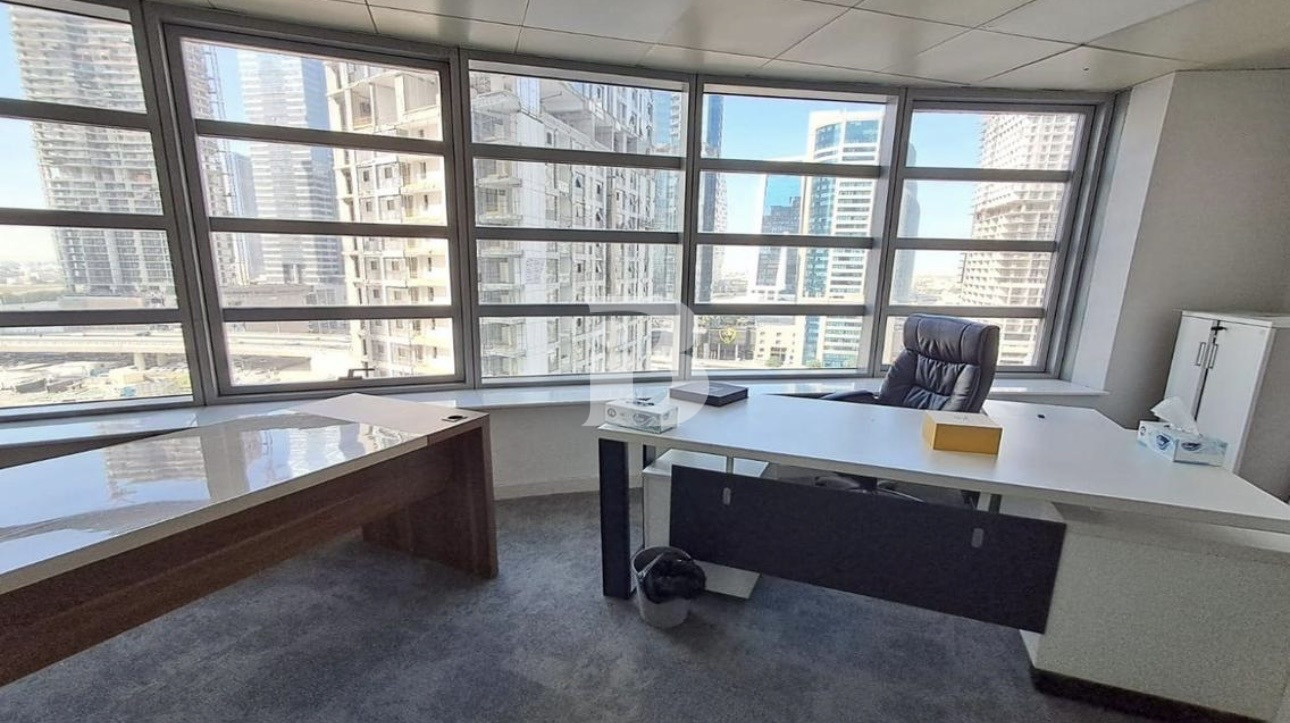 Semi Furnished Office |Ready |Near Metro