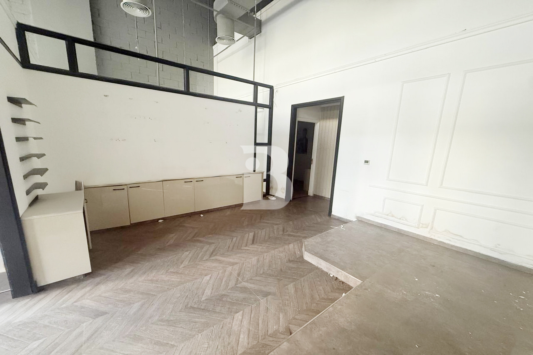 COMMUNITY VIEW | RESEDENTIAL BUILDING | VACANT