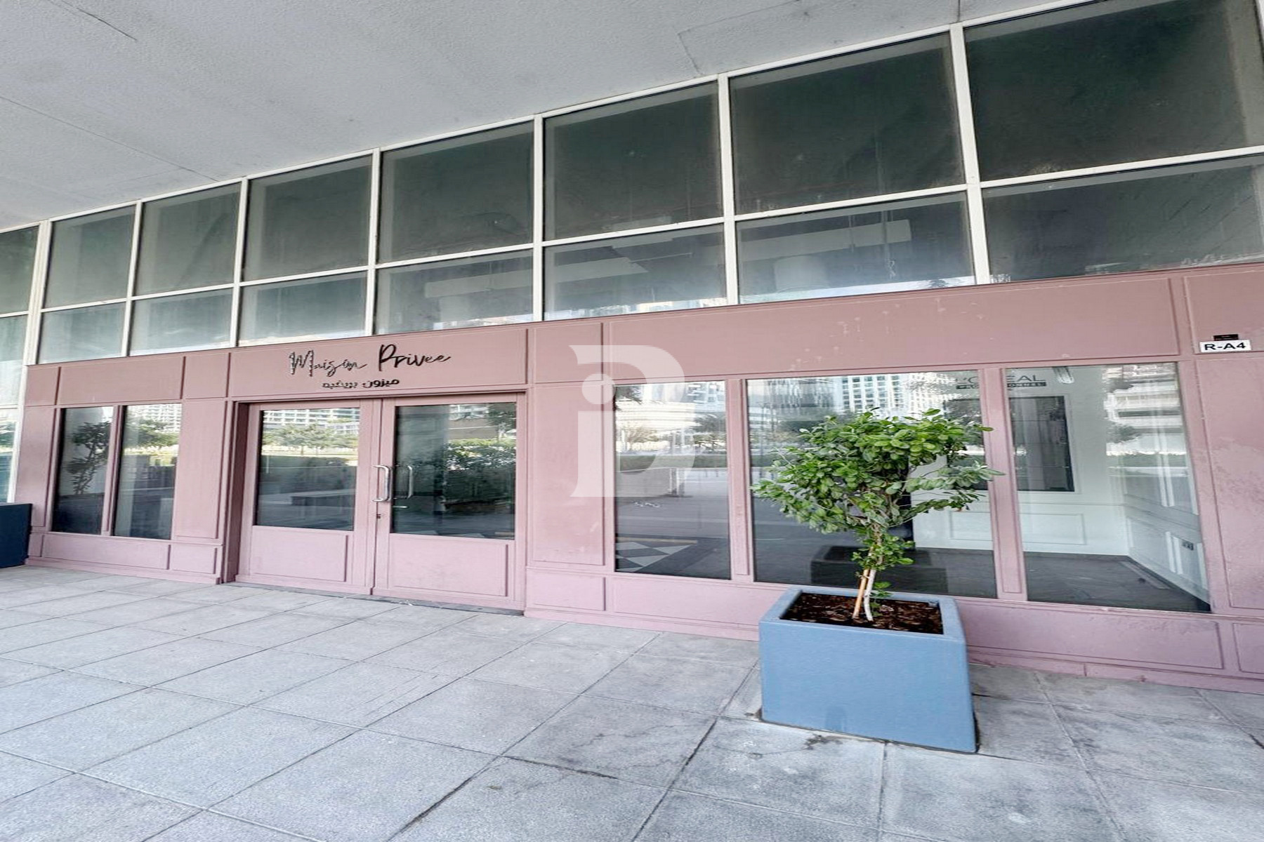 COMMUNITY VIEW | RESEDENTIAL BUILDING | VACANT