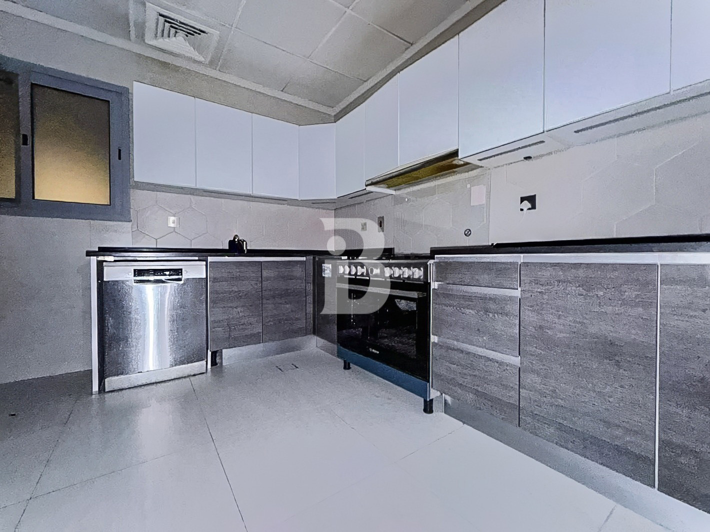 Spacious | Kitchen Appliances | Ready to move in