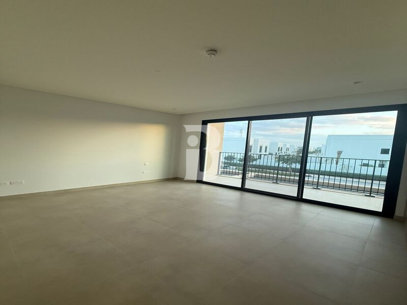 Single Row |Brand New | Ready To Move