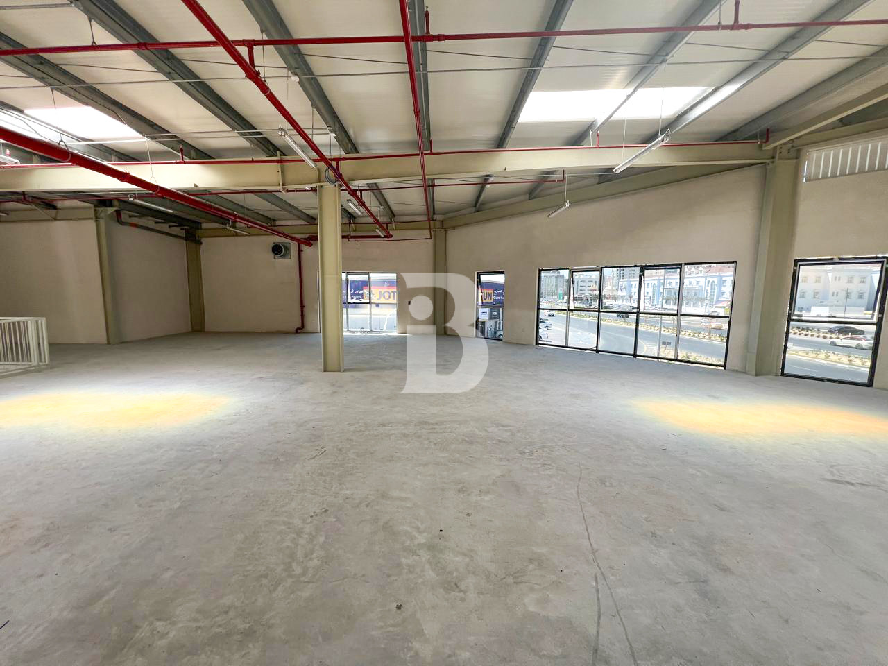 BRAND NEW WAREHOUS | MEZANINE | CLEAN NEIGHBORHOOD