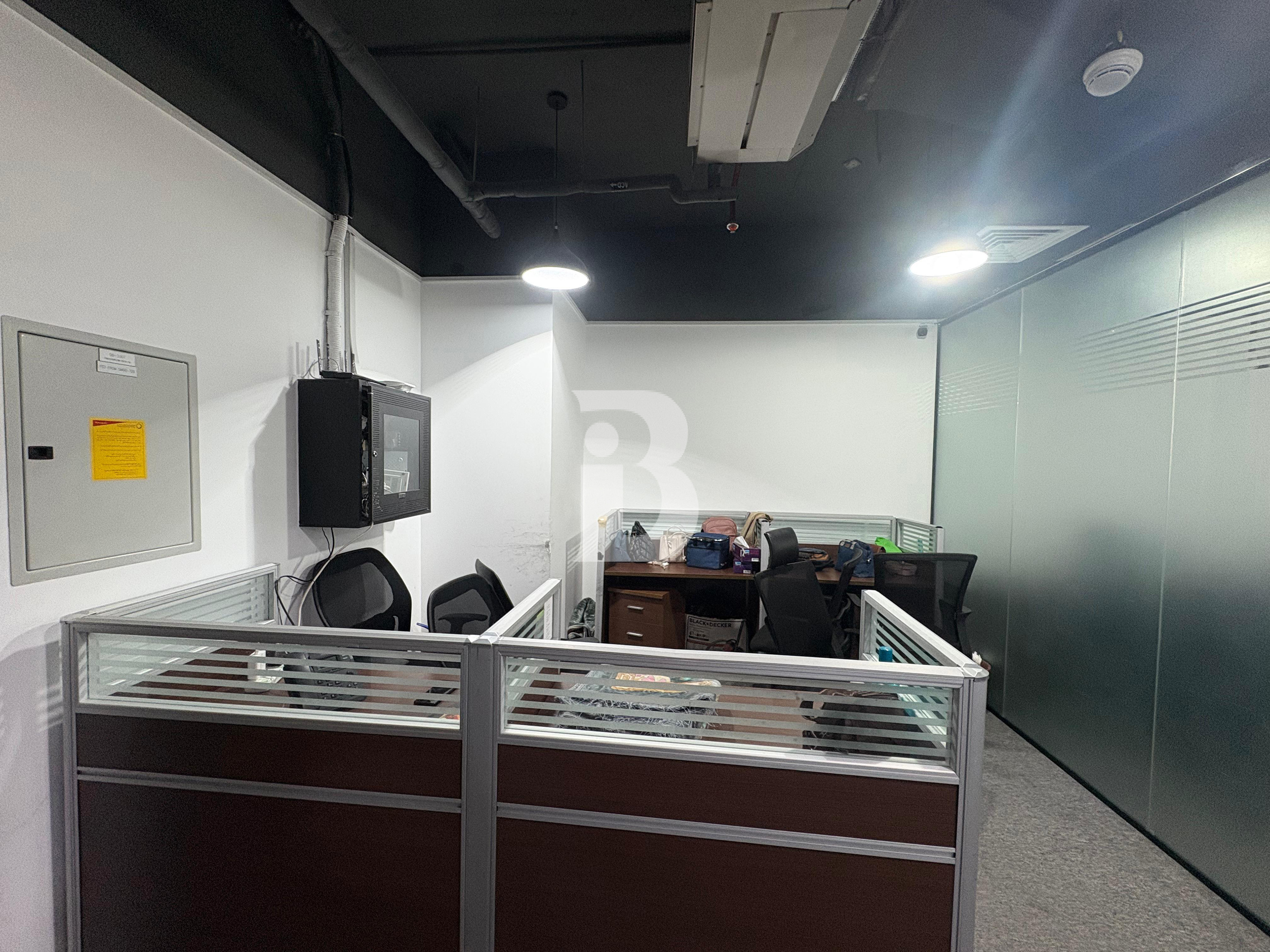 MOVE IN READY|BURJ KHALIFA VIEW|SPACIOUS OFFICE