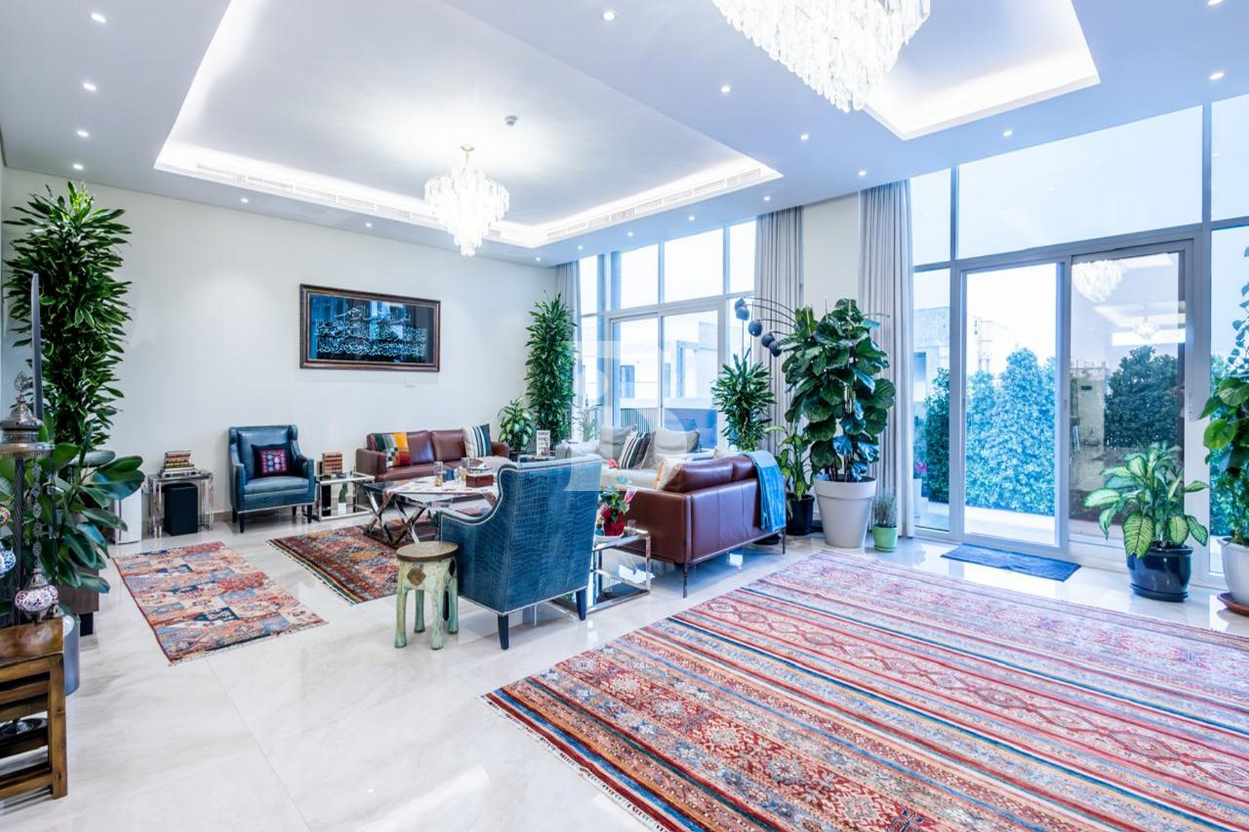 Exclusive | Large plot | Open plan layout