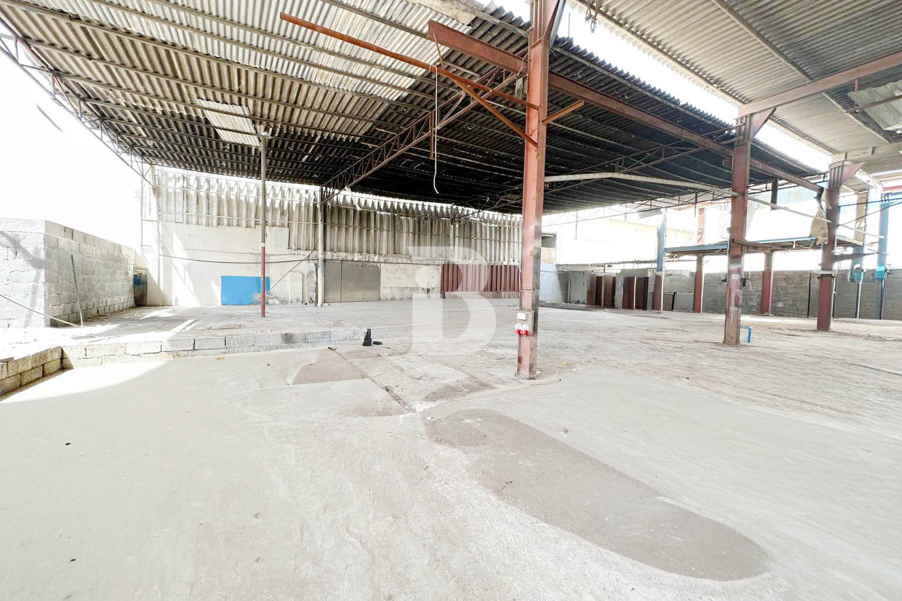 COVERED YARD | WAREHOUSE WITH OFFICE | CAR GARAGE