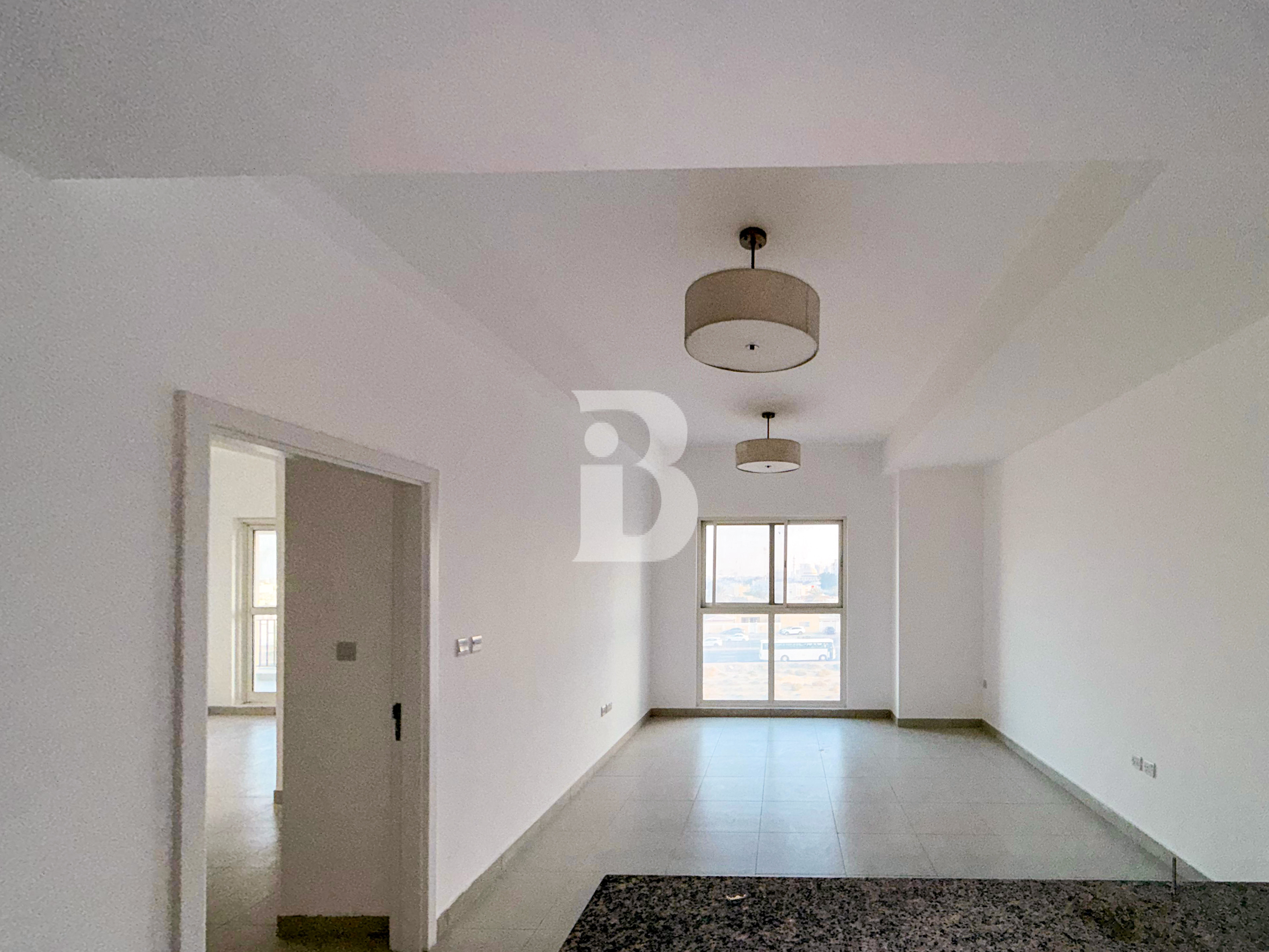 SPACIOUS and PRIME LOCATION | VACANT UNIT