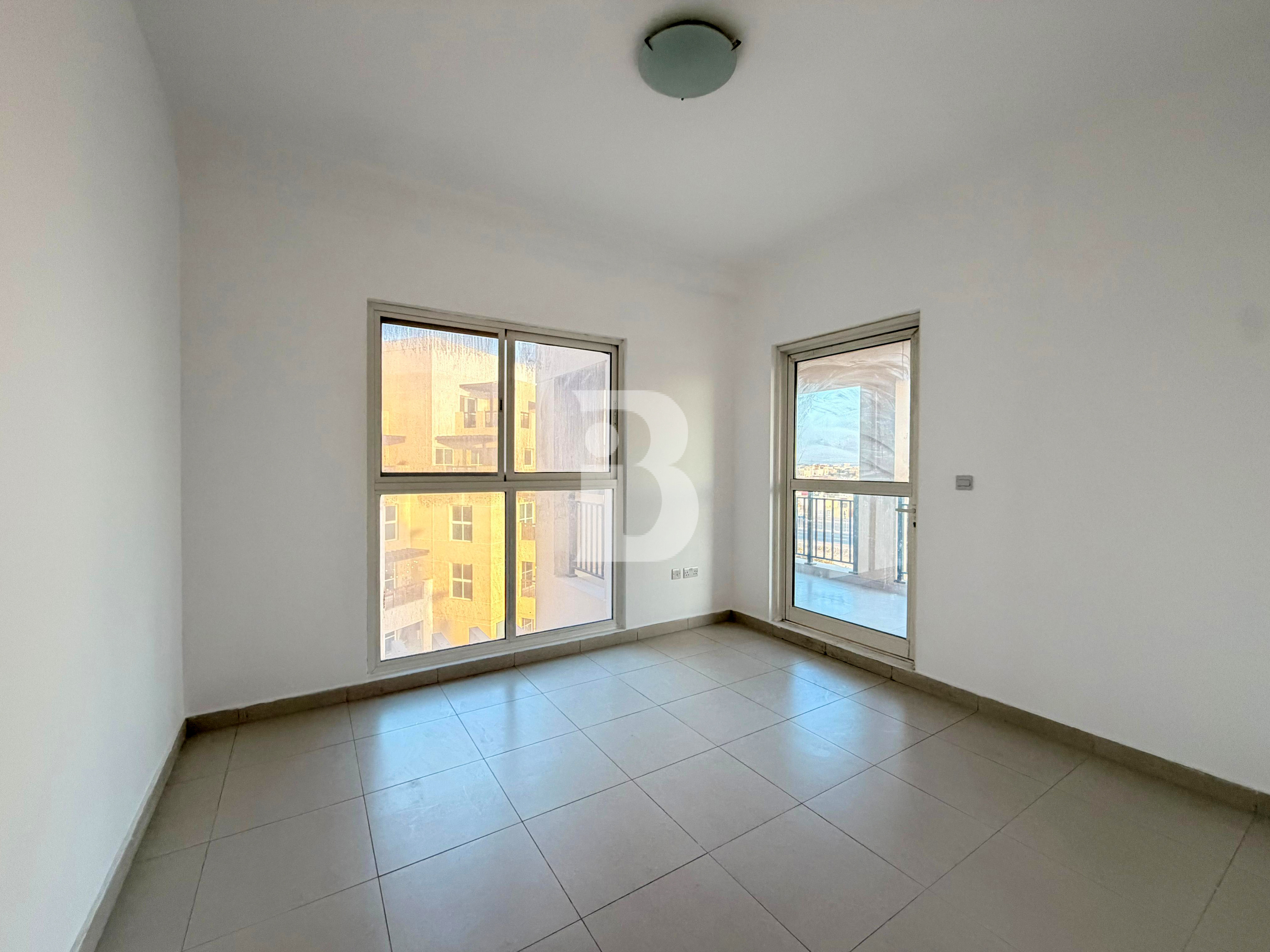 SPACIOUS and PRIME LOCATION | VACANT UNIT