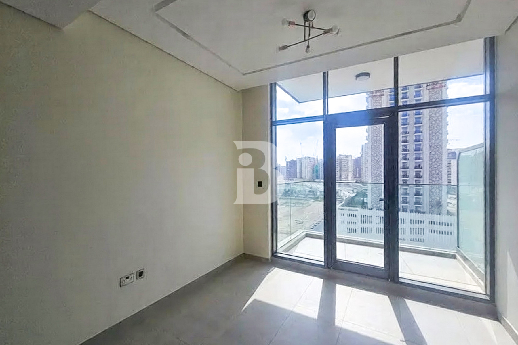 VACANT | CLOSE TO DISCOVERY METRO STATION