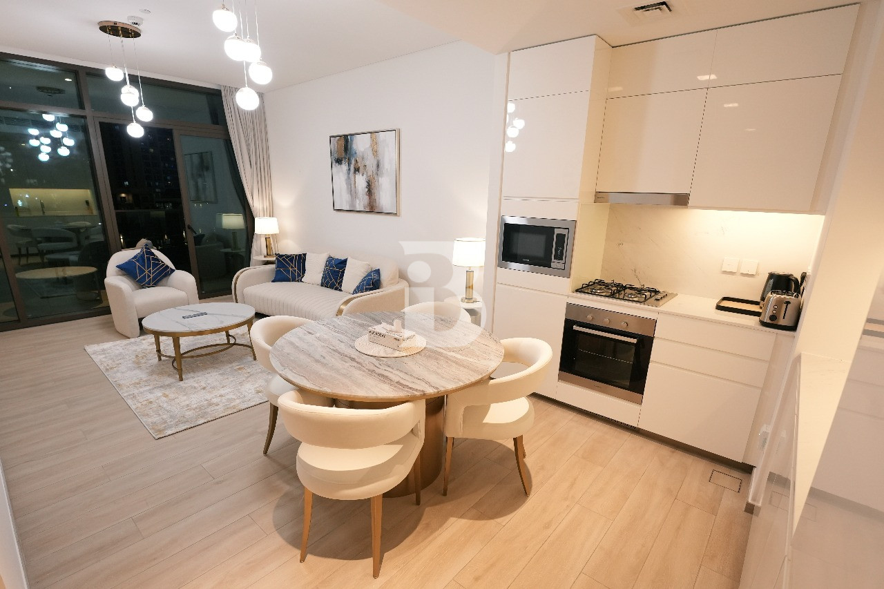 BRIGHT LAYOUT | FURNISHED | LUXURIOUS AMENITIES