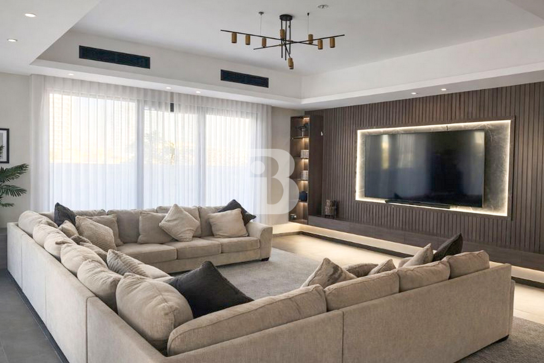 Fully Furnished | Single Row | Huge Layout