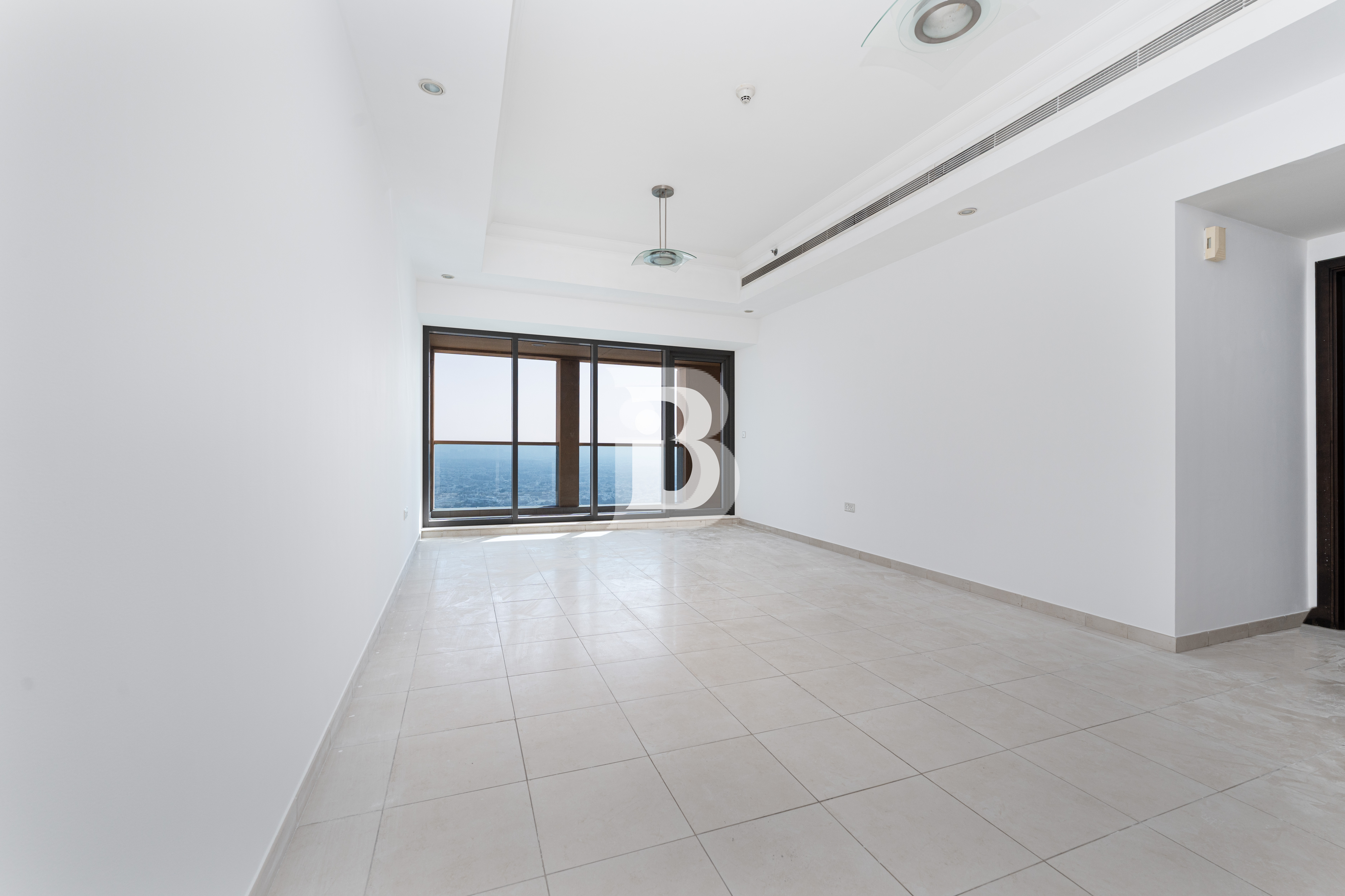 Vacant | with Maid | Canal Stable View