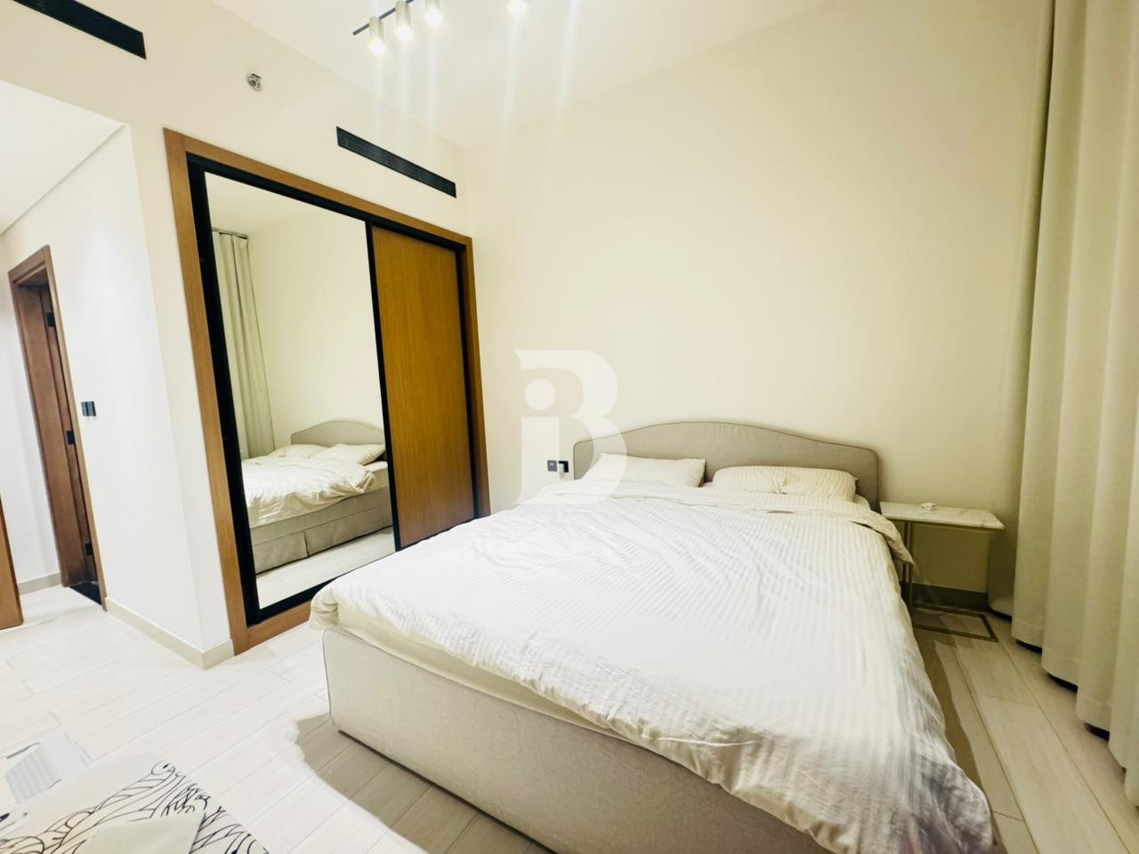 Elegant 1BR | Furnished | High Floor | JVC