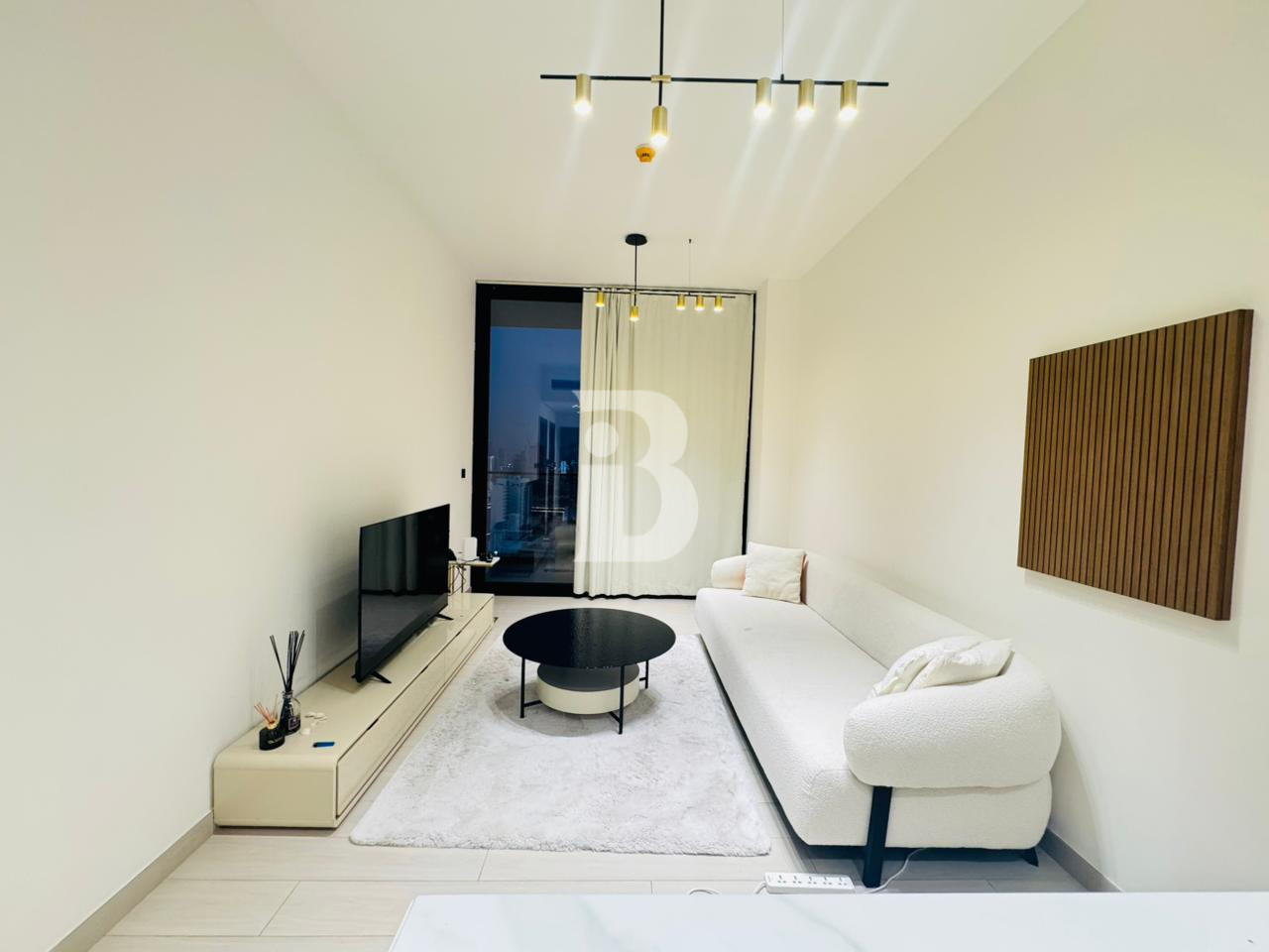 Elegant 1BR | Furnished | High Floor | JVC