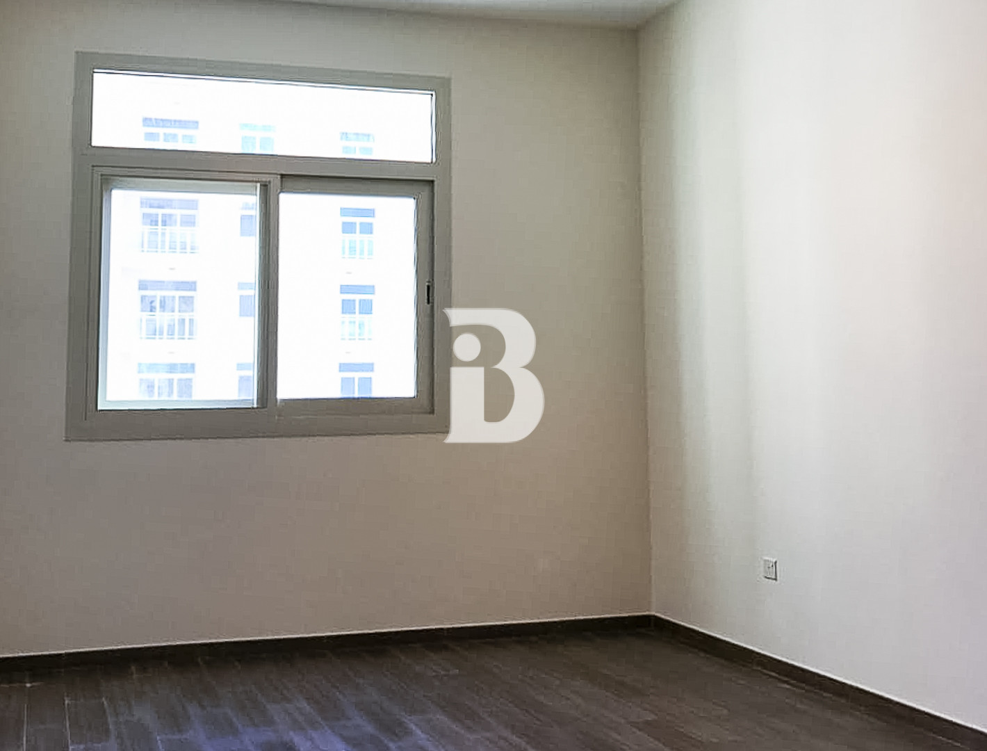 AVAILABLE FROM MARCH | CLOSE TO METRO STATION