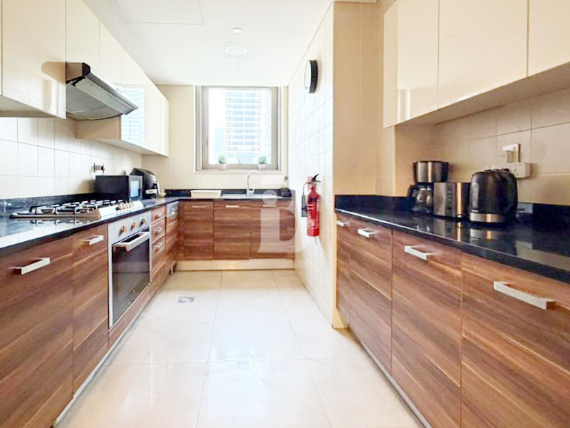 Marina View | Vacant on Transfer | Maid room