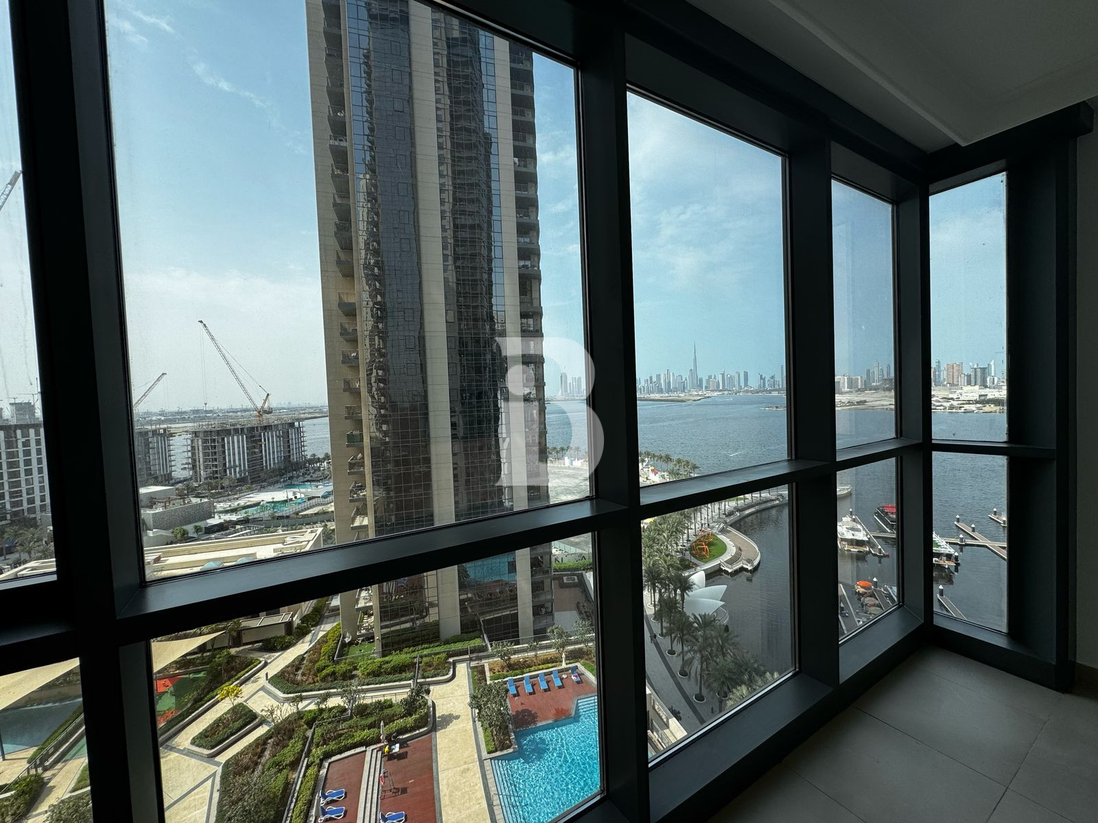 Open water and Burj Views|Spacious|Lux Amenities