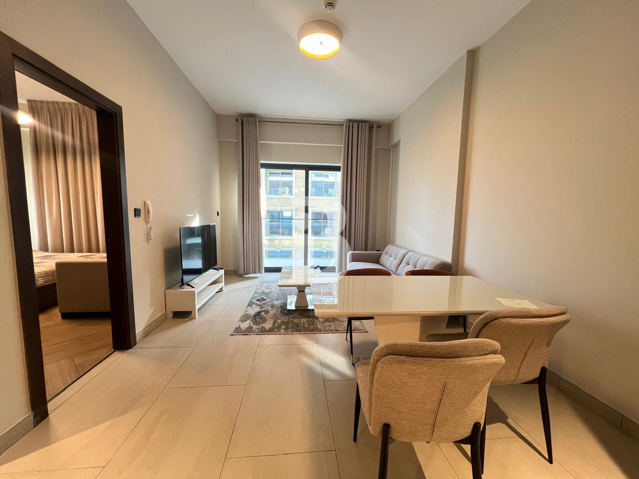 Nice 1 Bedroom | Fully Furnished | Vacant