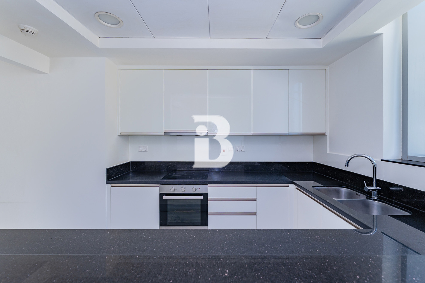 Spacious 3BR with Maids | Stunning Canal Views