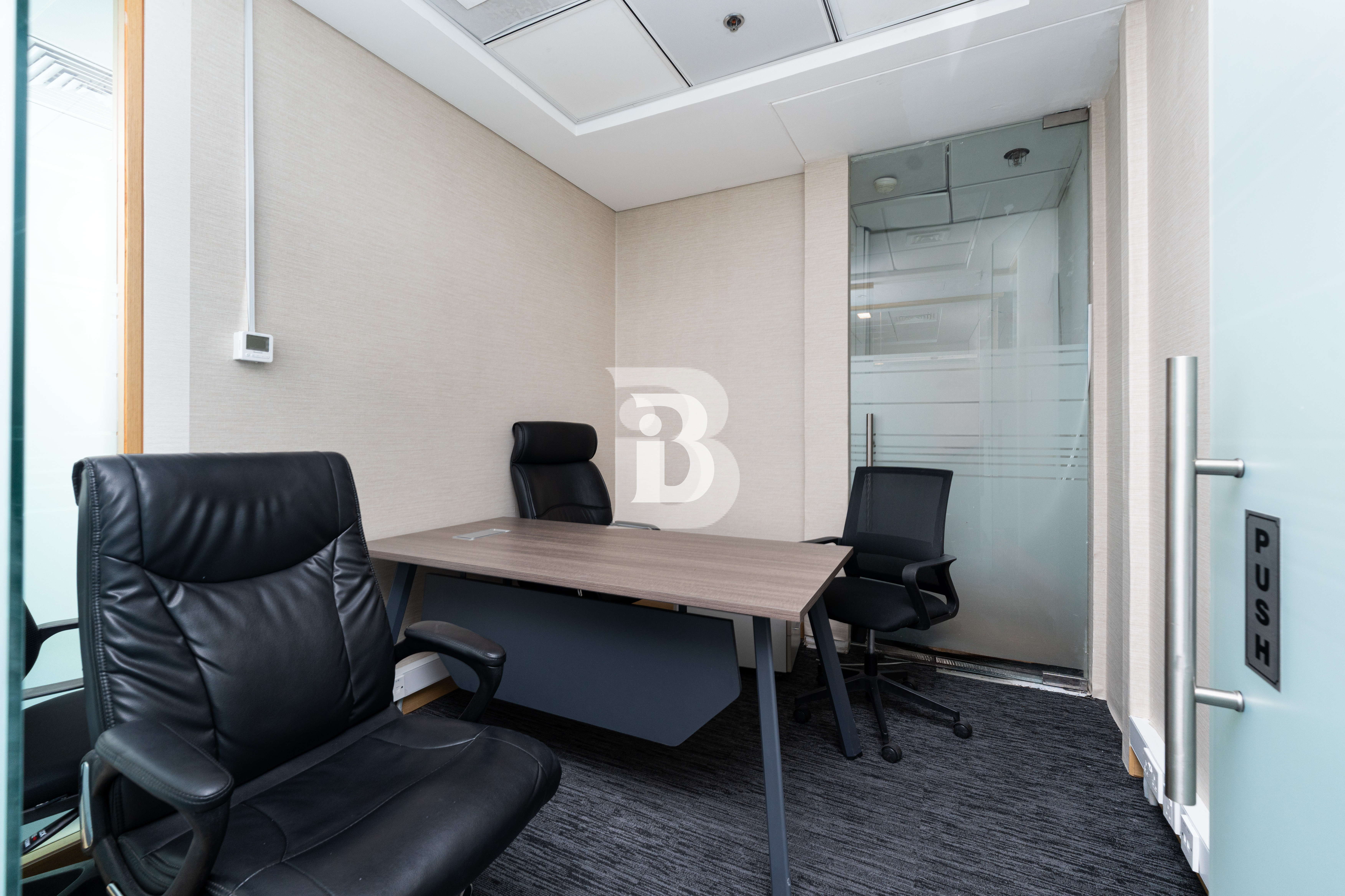 Professional Workspace | Fitted | High End