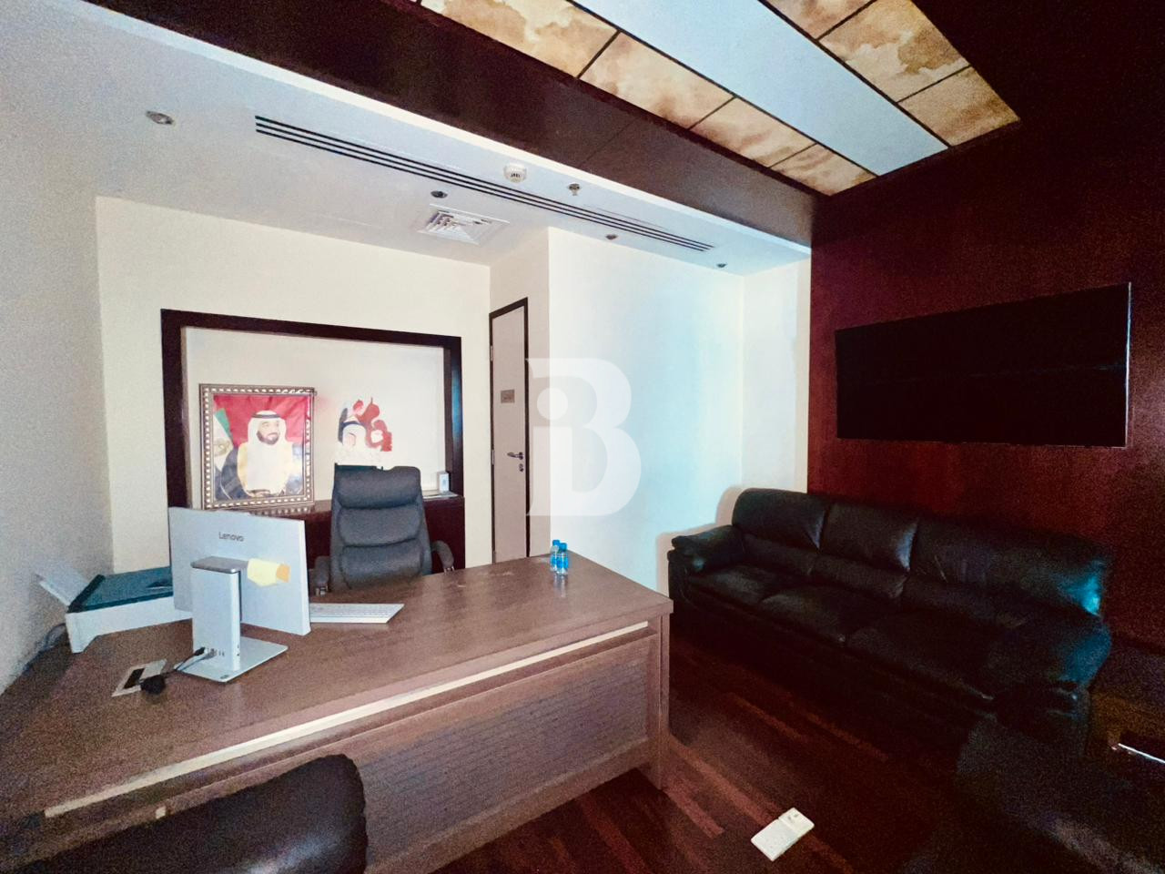 Fitted | Plug and Play | Near Metro | 1 Parking