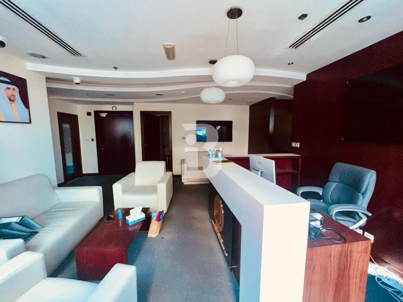 Fitted | Plug and Play | Near Metro | 1 Parking