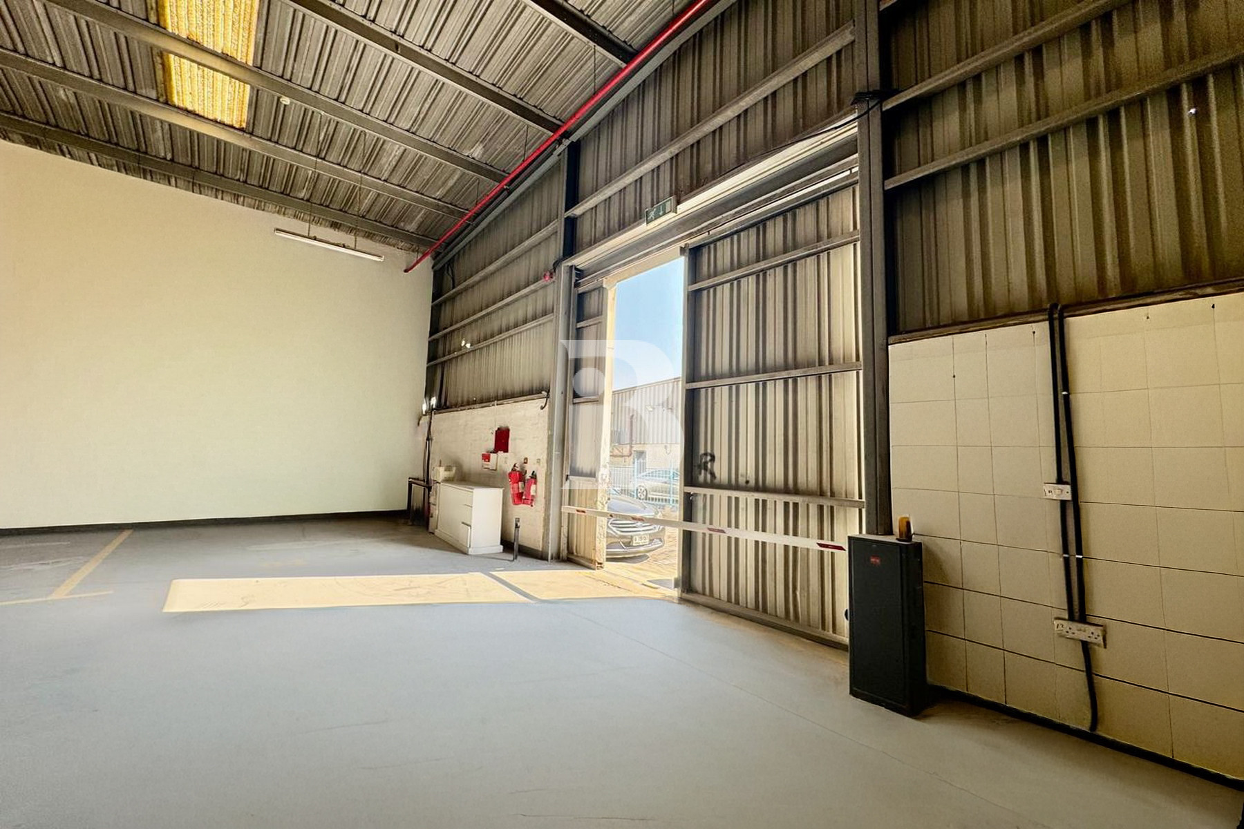 WAREHOUSES | VACANT SEPT 2025 | HIGH ROI POTENTIAL