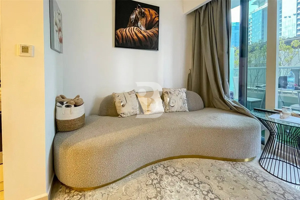 PRIME LOCATION | FULLY FURNISHED | READY TO MOVE