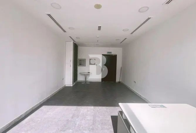 VACANT | PREMIUM OFFICE  | VASTU | TAMANI ARTS