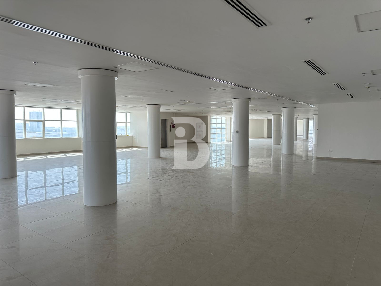 Full Floor Office| Multiple Floors Available