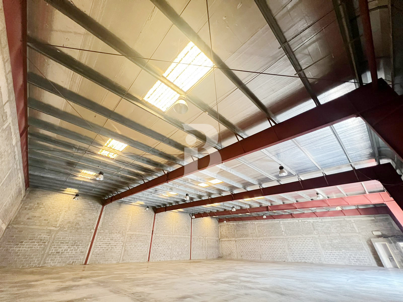 8400 Sqft warehouse in DIP | Spacious Layout