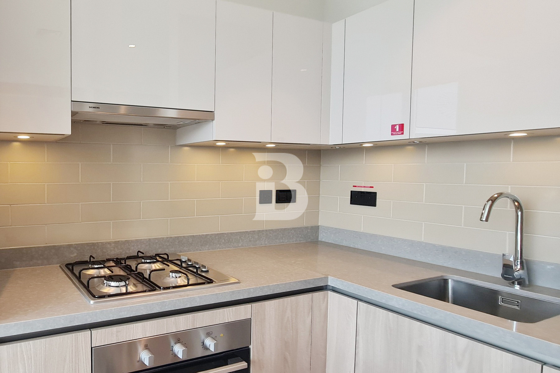 Offer Price| High end Furnished| Downtown view