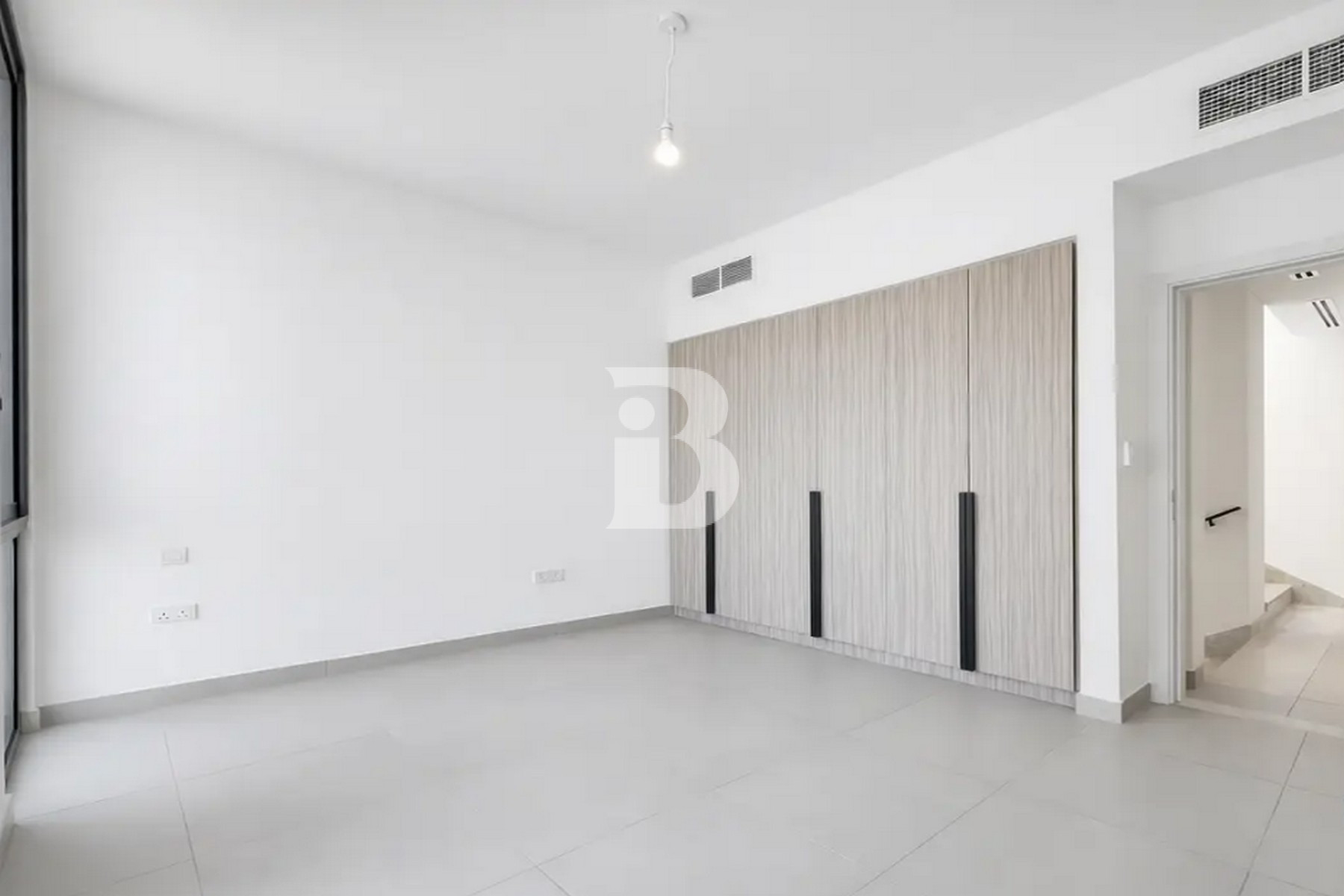 Spacious Open Plan Layout | Park &amp; Pool Views | Vacant