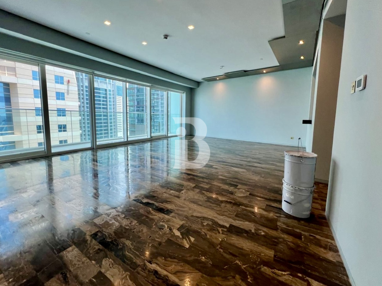 Sea Views | Spacious | Vacant