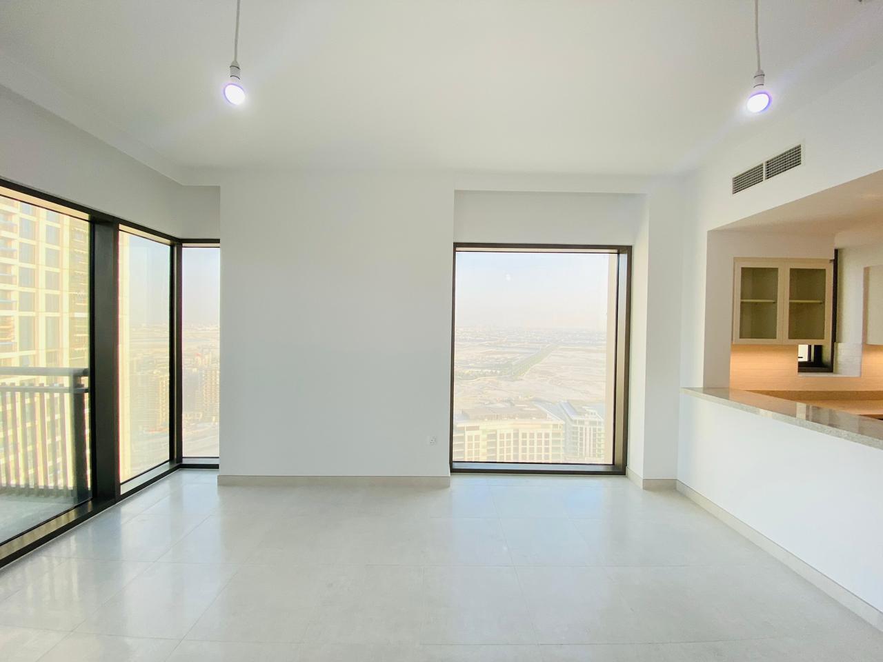 Partial Creek & Sea View | Chiller Free