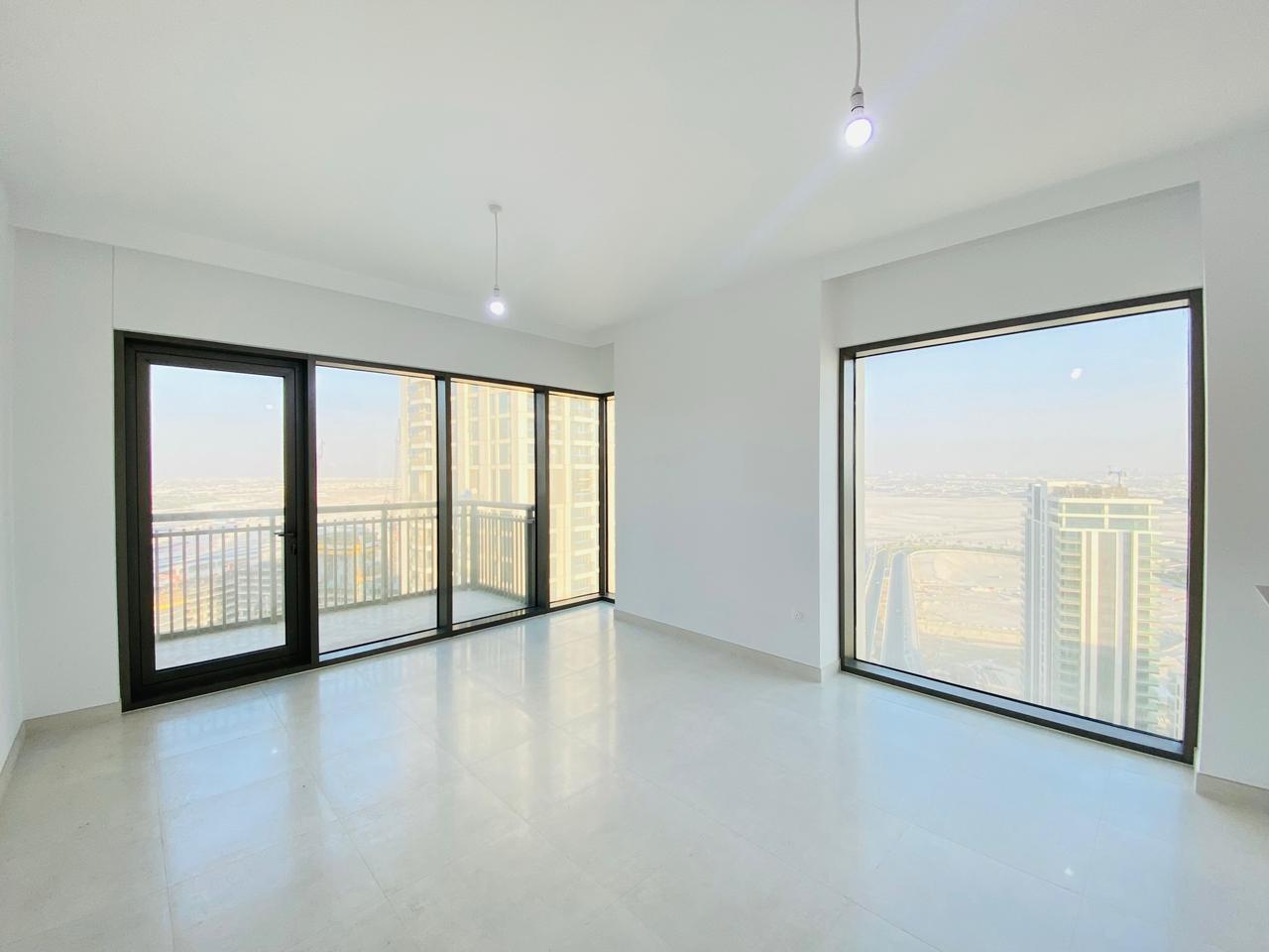 Partial Creek & Sea View | Chiller Free