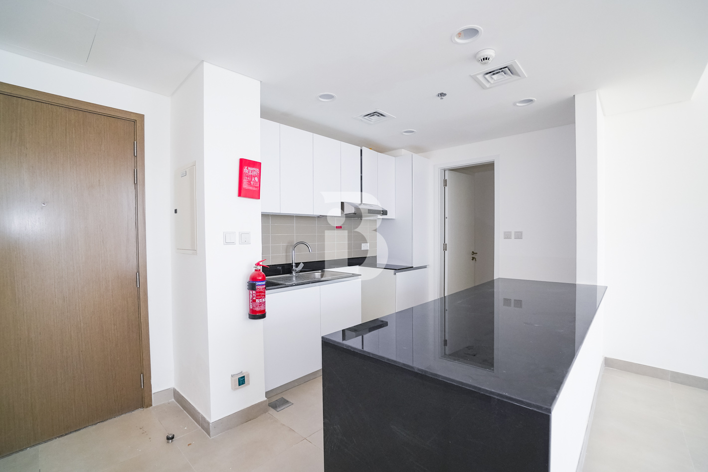 Corner Apartment |2 Bed Apartment | Vacant