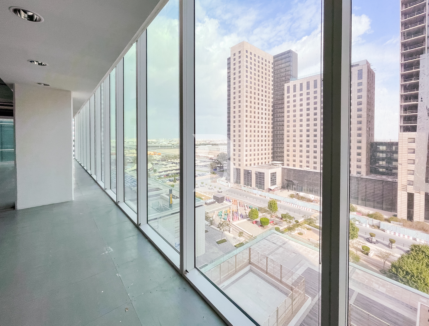 Office Floor | Shell and Core | Metro Access